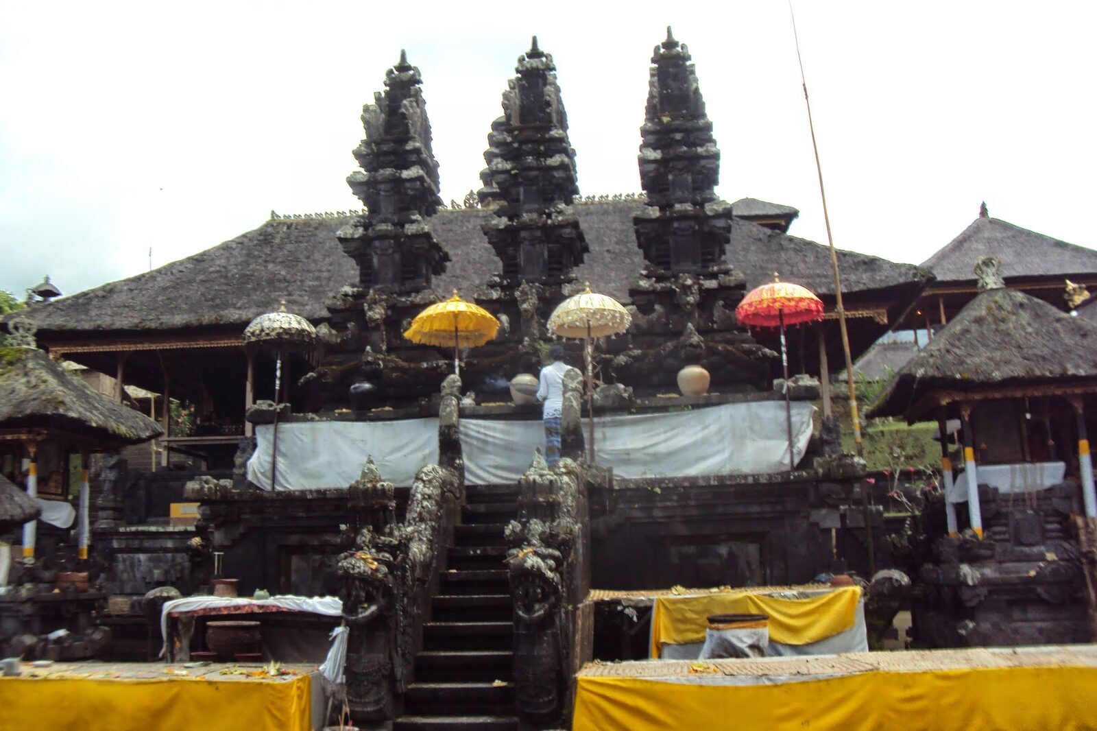 Meru towers and parasols in Penataran Agung, the central temple of the complex.