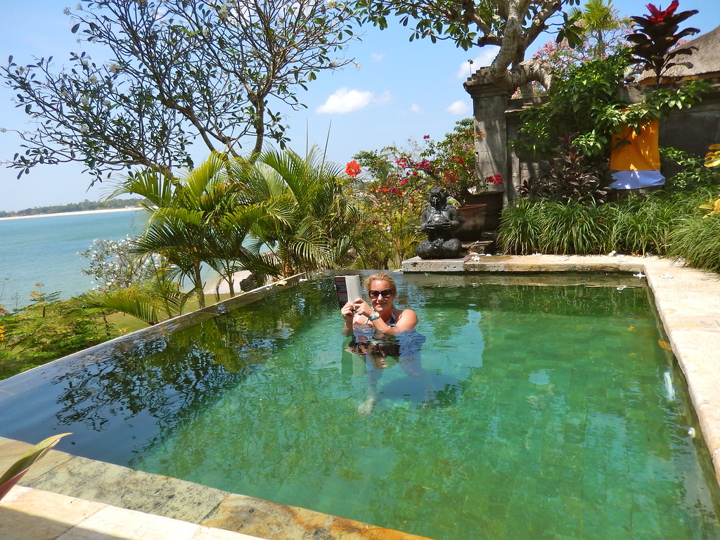 A resort pool at Jimbaran Bay